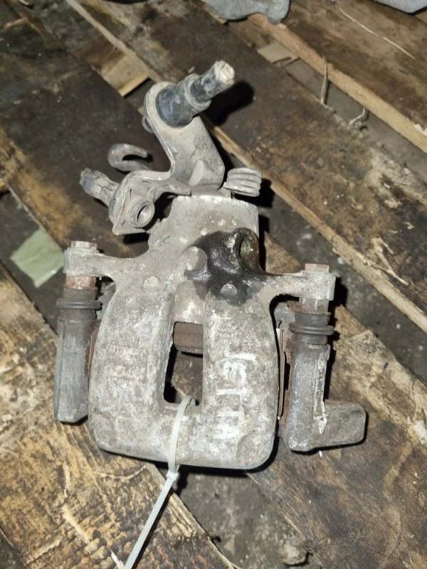 Суппорт Volkswagen GOLF 2007 1K5