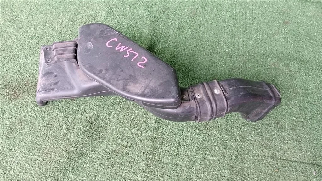 Б.у. воздухозаборник MITSUBISHI OUTLANDER XL CW5W MITSUBISHI OUTLANDER XL CW5W