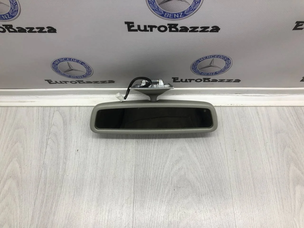 Зеркало заднего вида салона Mercedes W203