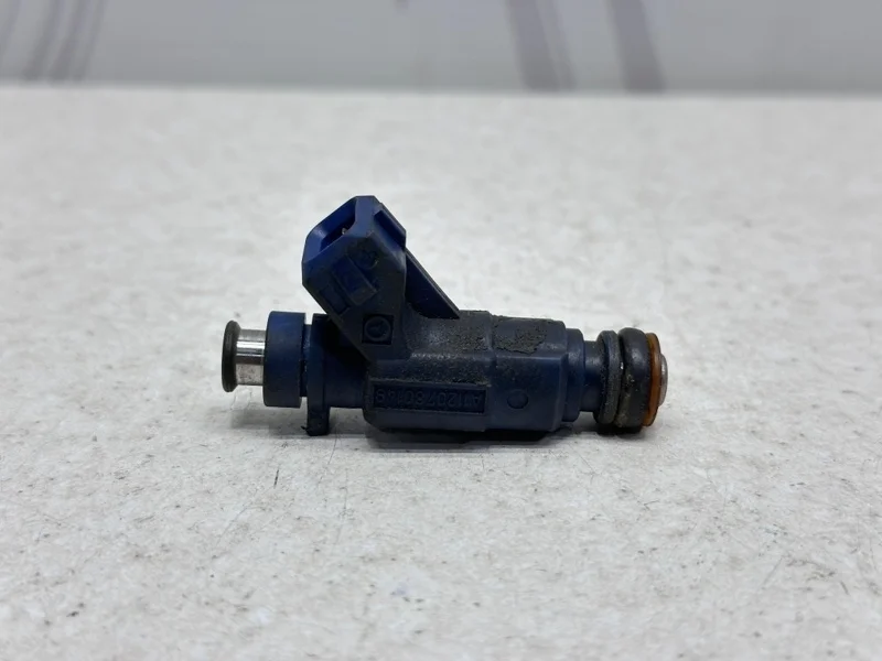 Топливная форсунка Mercedes-benz CLK W209