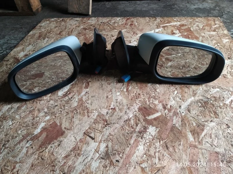 Комплект зеркал Volvo V50 2009 MW