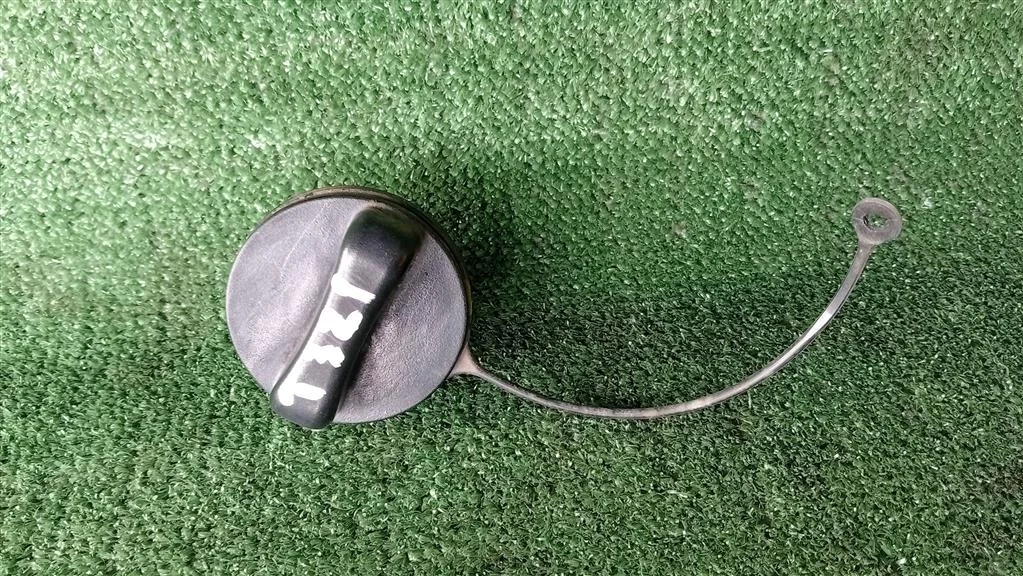 Б.у. крышка топливного бака NISSAN X-TRAIL T32 NISSAN X-TRAIL T32