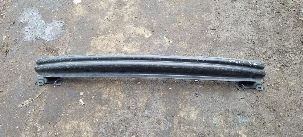 Усилитель заднего бампера VW Golf Plus 2005-2014