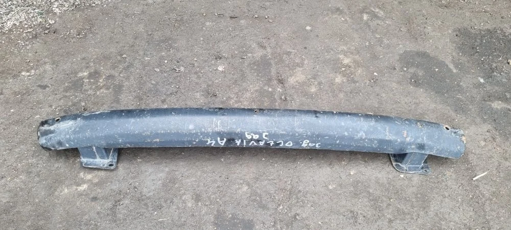 Усилитель заднего бампера для Skoda Octavia A4 1U