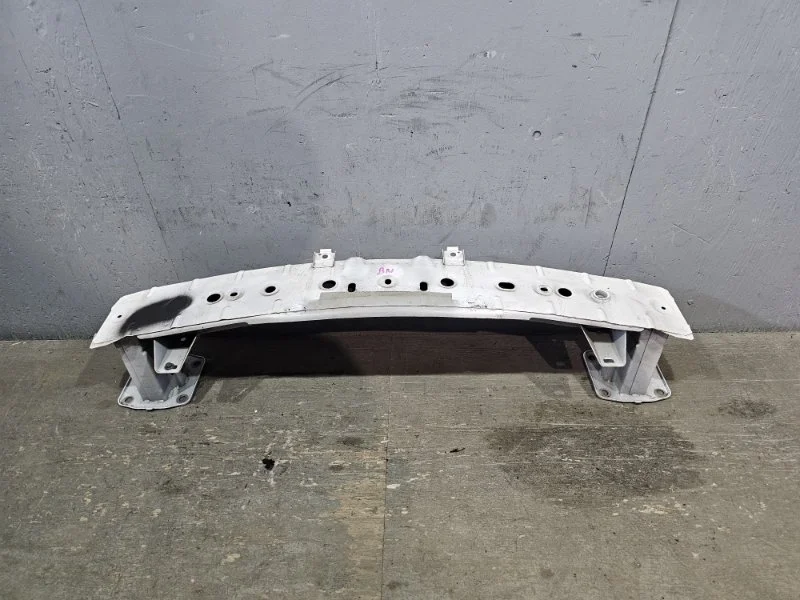 Усилитель бампера Mazda 3 BM