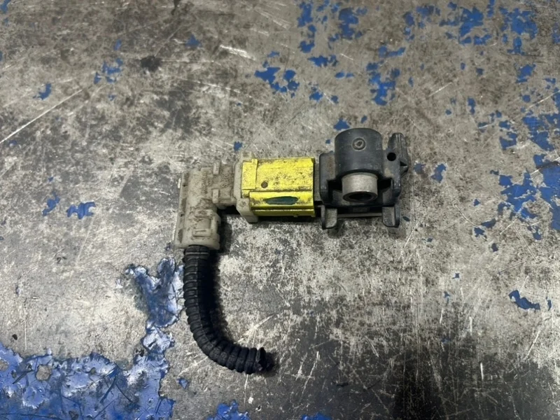 Датчик удара Mitsubishi ASX GA