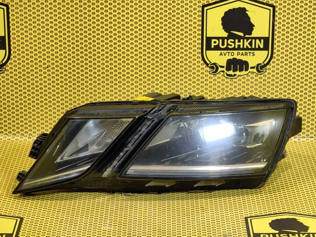 Фара Skoda Octavia 2018 5E1941015D A7 CJSA, левая