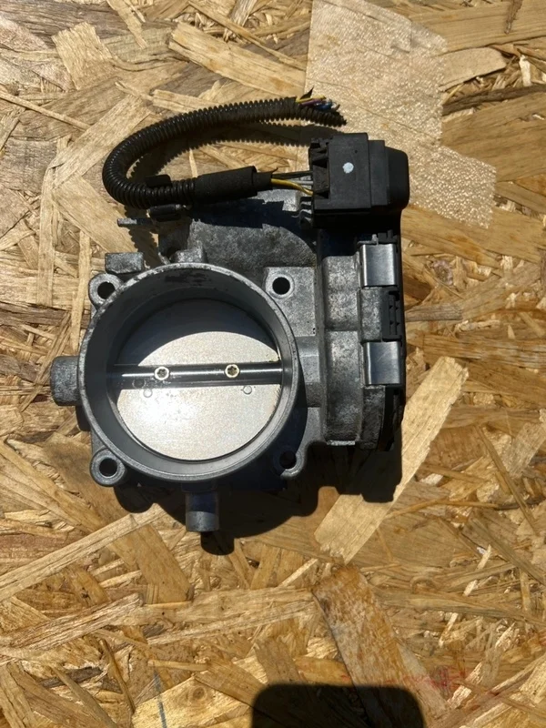 Дроссельная заслонка Mercedes-Benz -Class 2005 W211