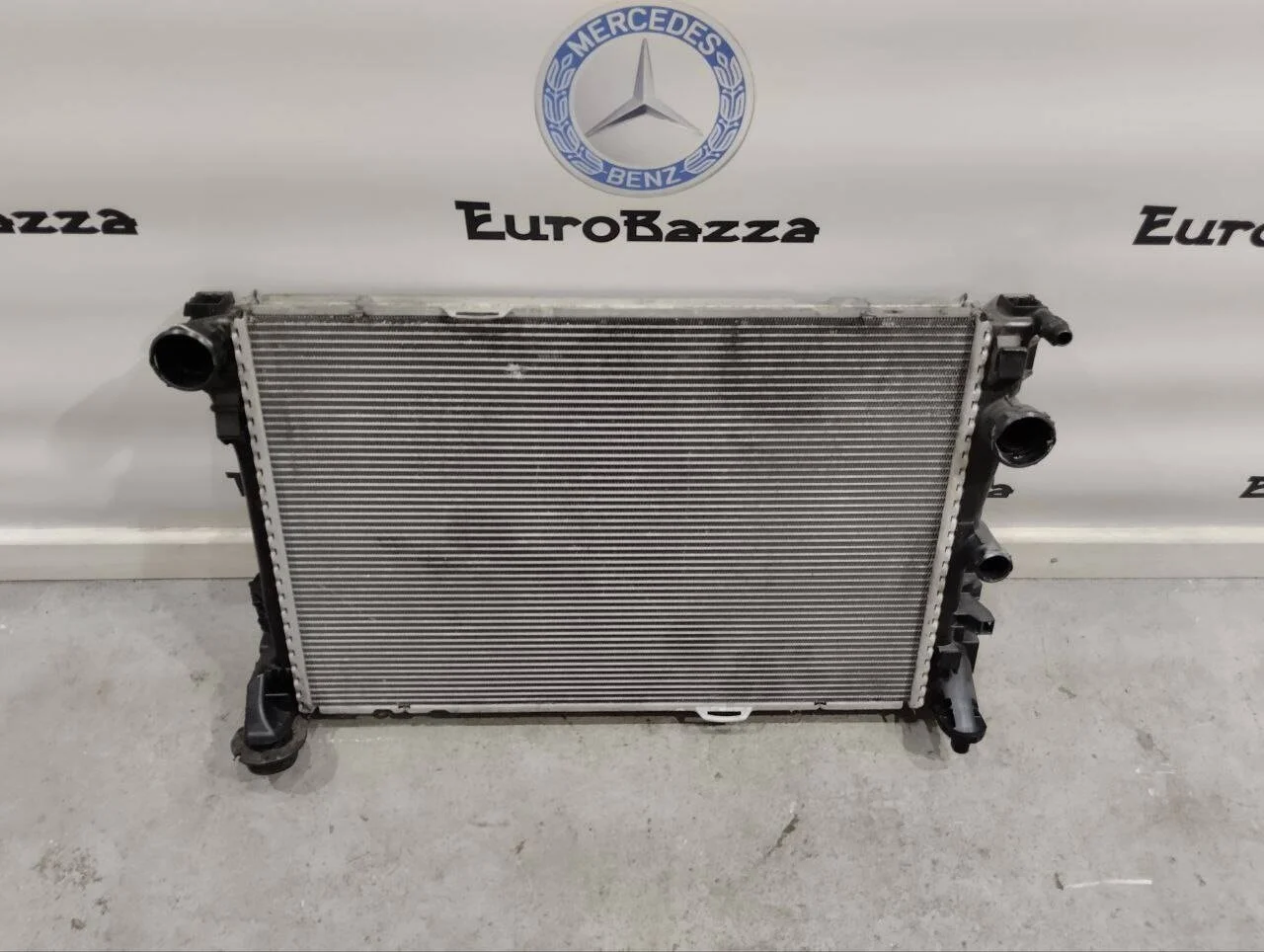 Радиатор основной Mercedes R172