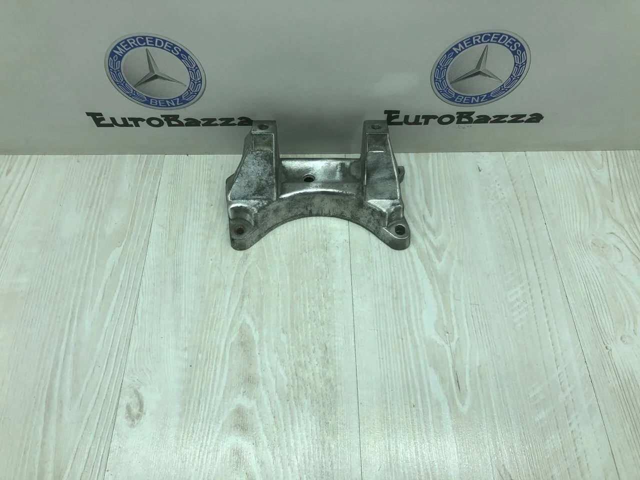 Кронштейн опоры АКПП Mercedes W203