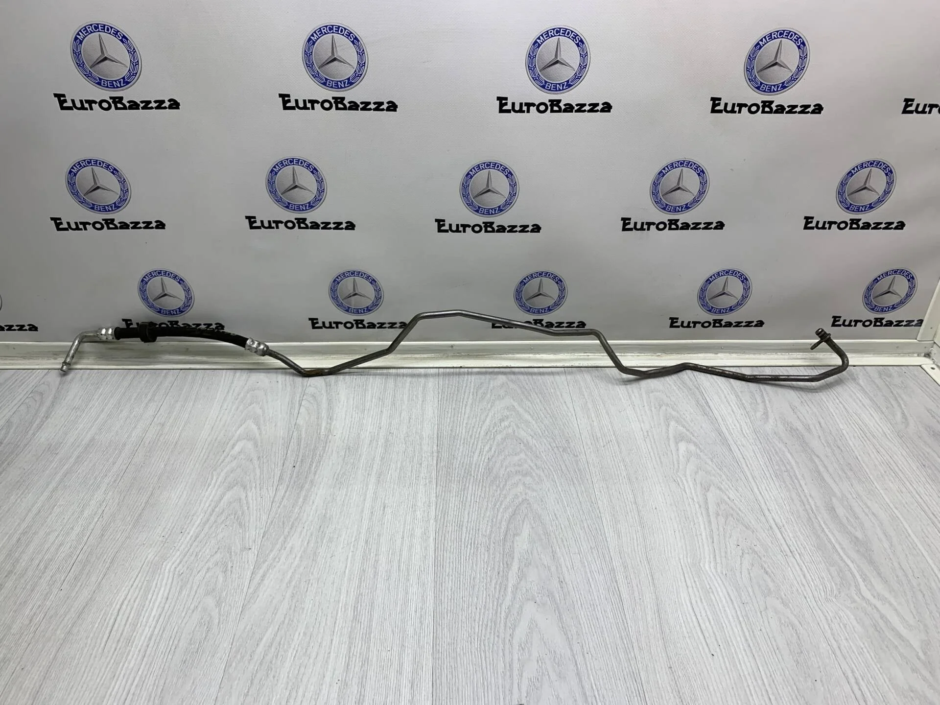 Трубка охлаждения АКПП левая Mercedes W221