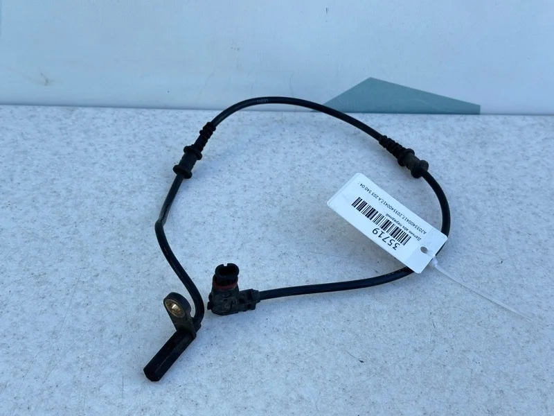 Датчик abs передний Mercedes-benz W203