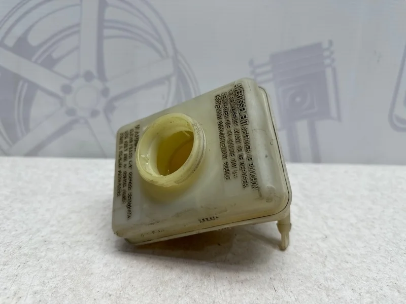 Бачок главного тормозного цилиндра Mercedes-benz ML 2002 W163