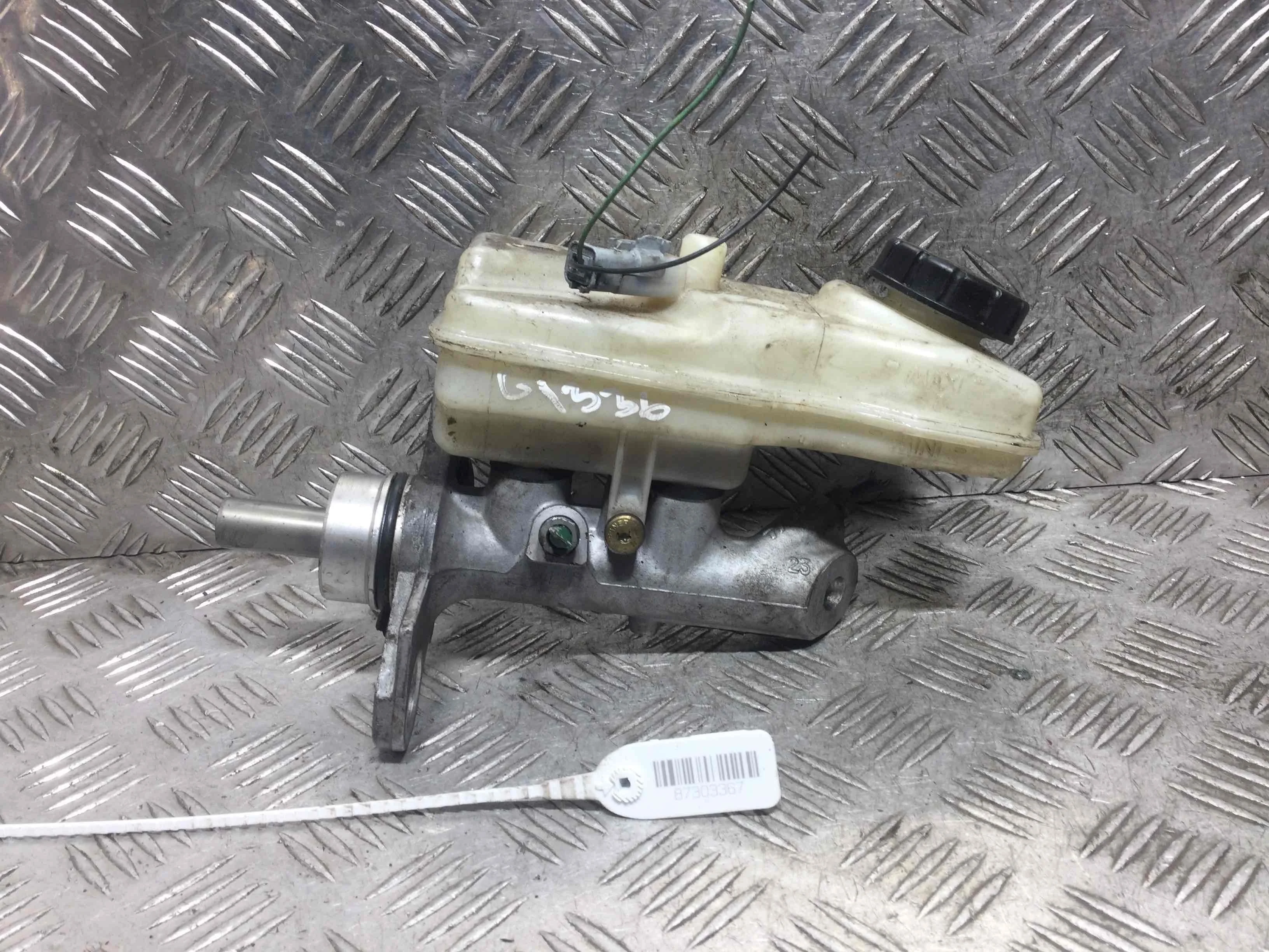 Цилиндр тормозной главный Renault Grand Scenic 2 поколение (2006-2009) бензин 1.6 i Механика Минивэн