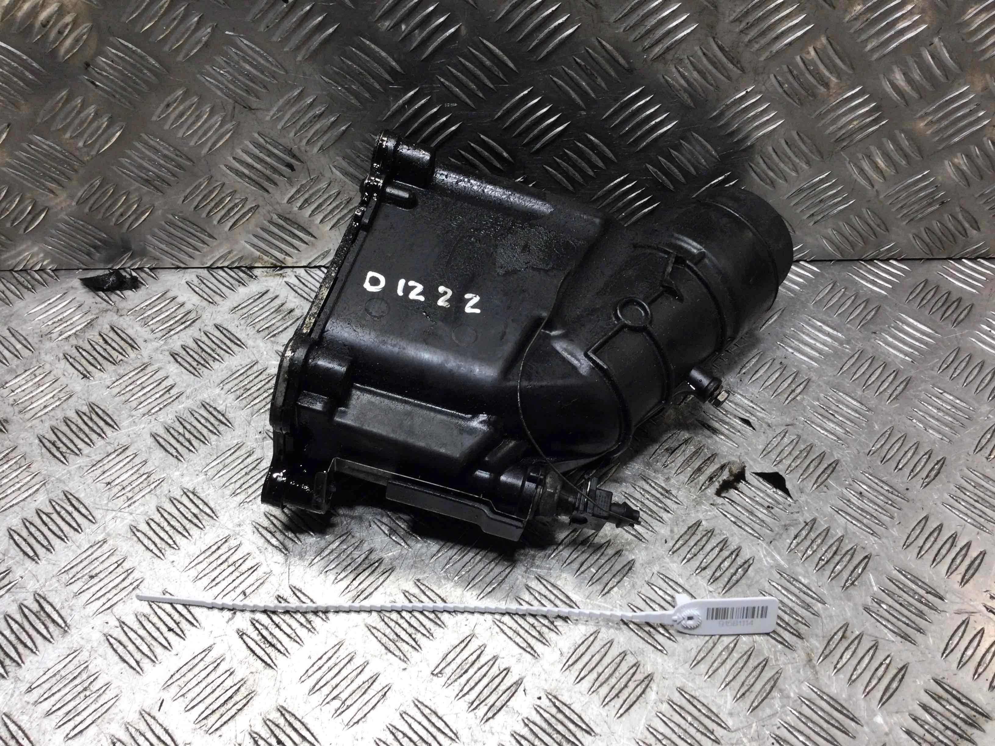 Корпус масляного фильтра BMW 1-Series E87/E81/E82/E88 [рестайлинг] (2007-2011) дизель 2.0 TDI Автомат Х/б