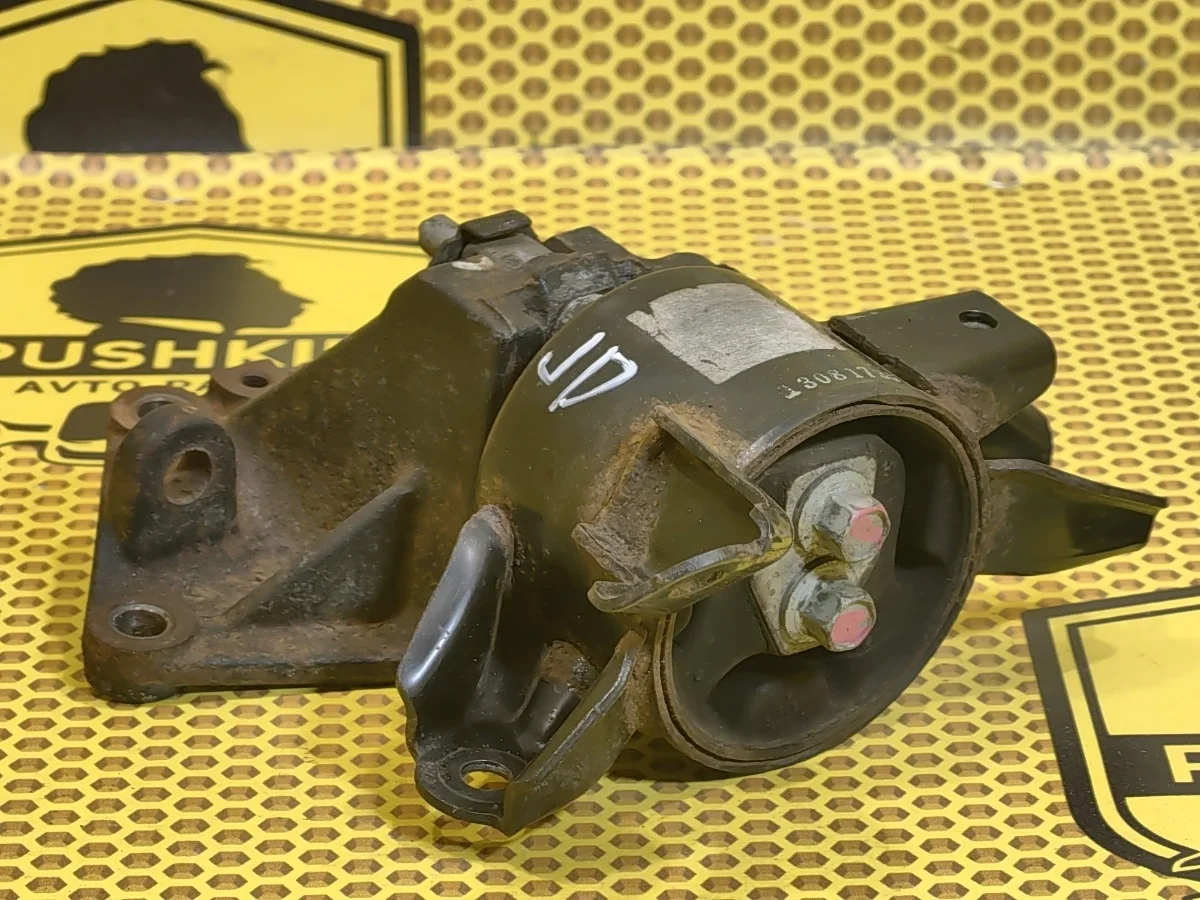 Опора двигателя Kia Ceed 2014 21830A5000 JD G4FG, правая