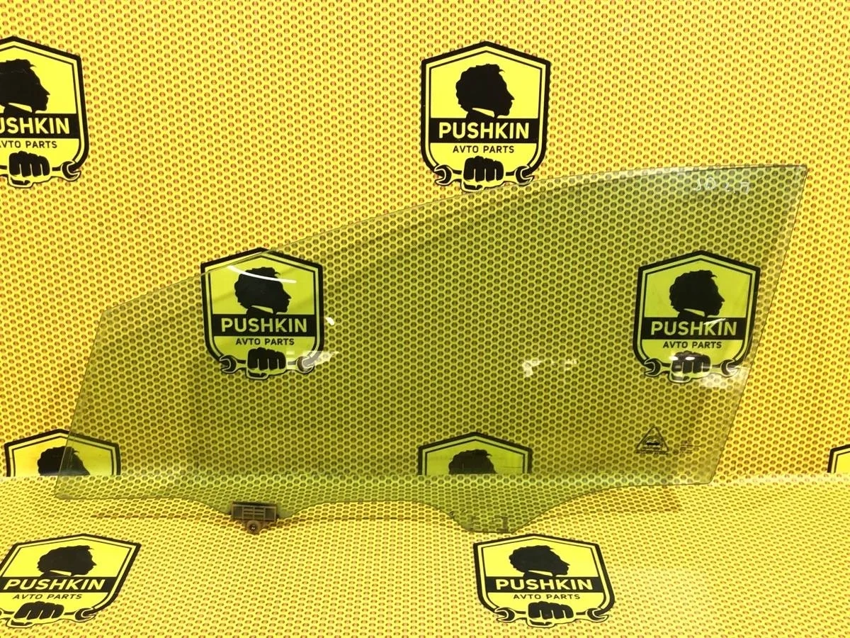 Стекло двери Kia Ceed 2014 82410A2010 JD G4FG, переднее левое