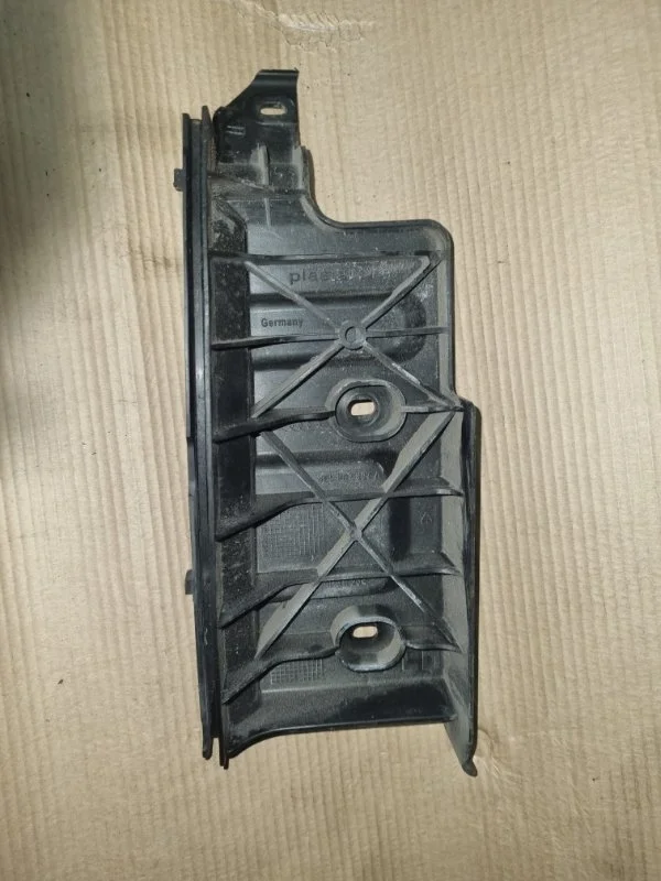 Кронштейн бампера Audi A6 2007 4F5