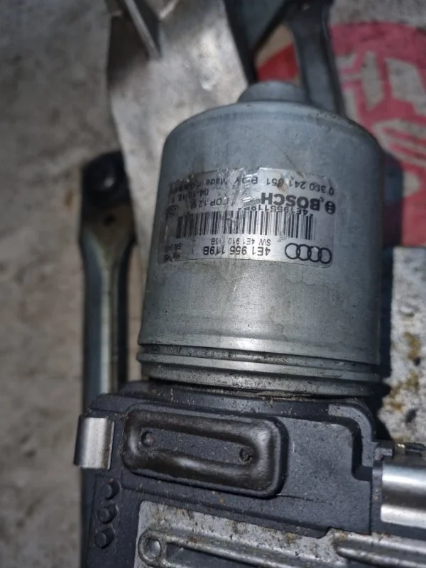 Мотор дворников Audi A8 2008 4E2