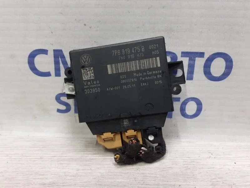 Блок управления парктроником Volkswagen Touareg 2011 7P6919475B NF 3.6