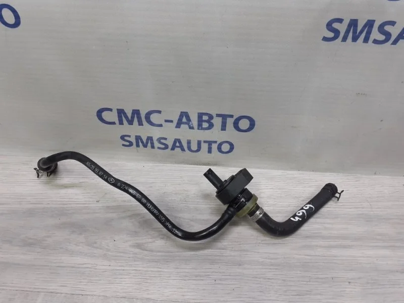 Клапан вентиляции Mercedes-Benz C-Class 2014 A2740186700 W205