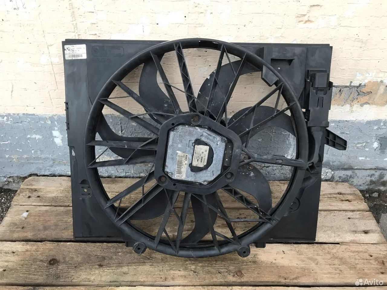 Вентилятор радиатора бмв е60 е65 17427524881