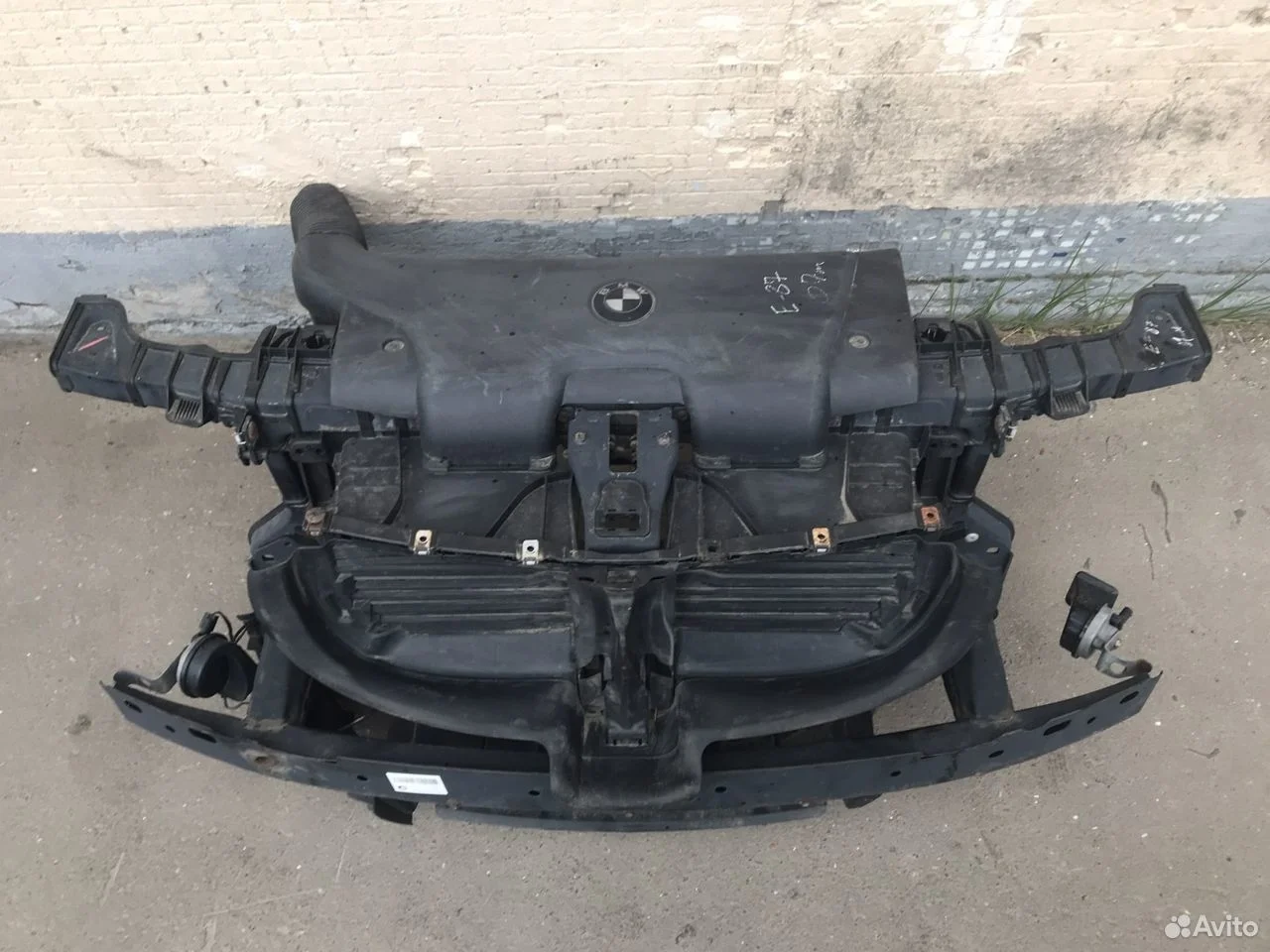 Передняя панель телевизор бмв е81 е82 е87