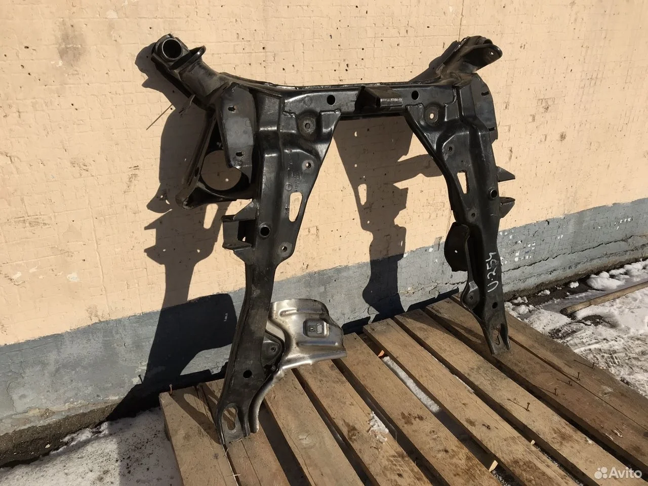 31106777362 подрамник передний бмв е60 полный прив