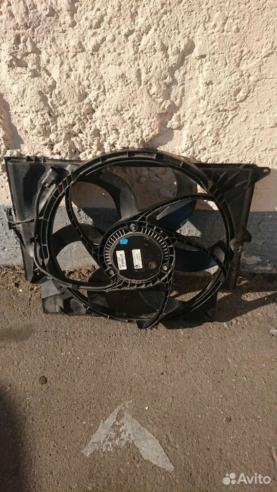 Вентилятор радиатора бмв 17117590699 е87,90,х1