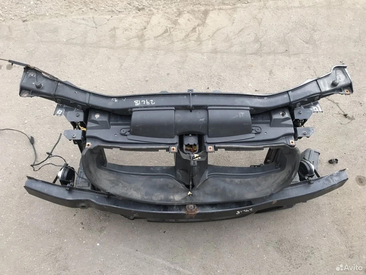 Передняя панель телевизор бмв е90 е91