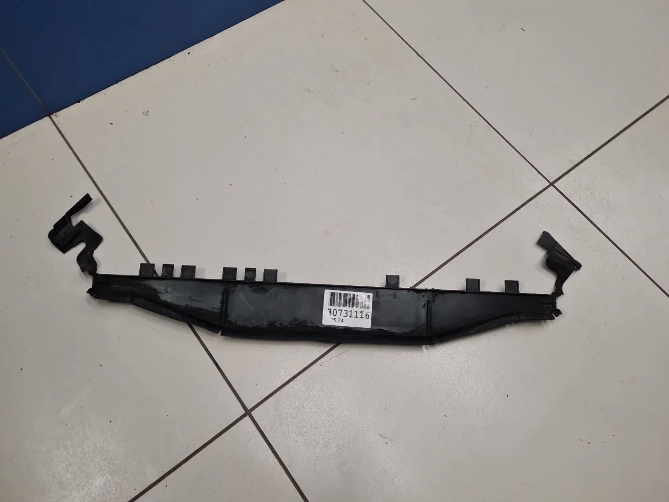 Воздуховод радиатора верхний для Mercedes E-klasse W212 2009-2016