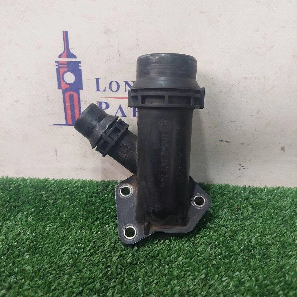 Соединительный патрубок BMW 530d E60