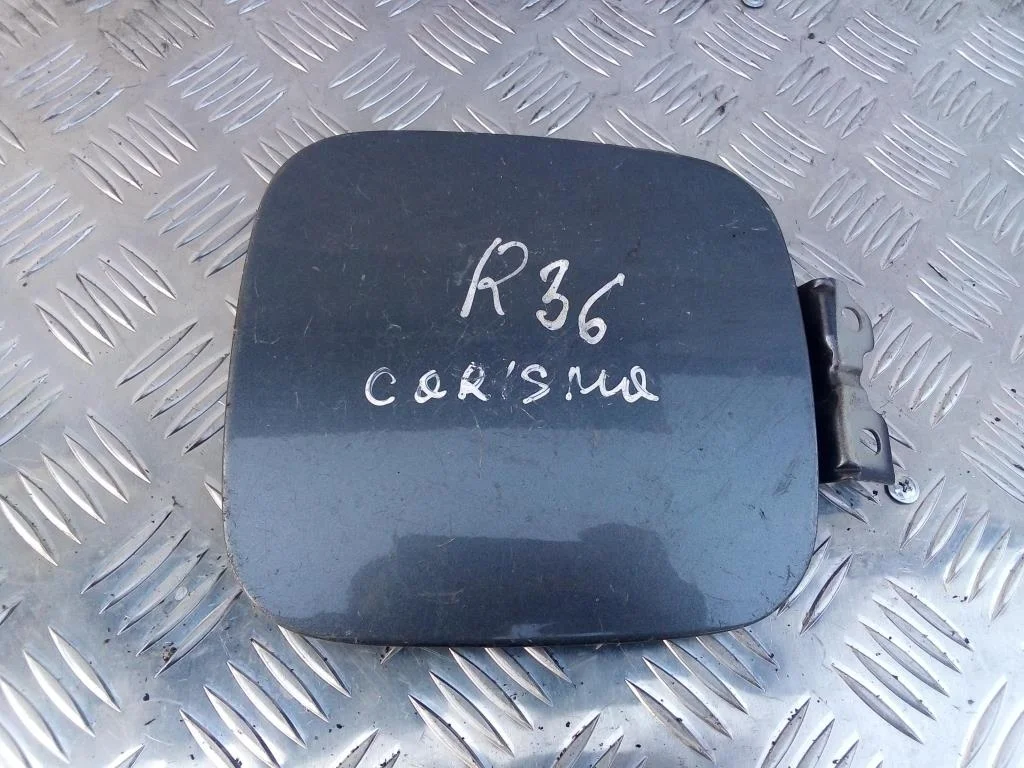 Лючок бензобака MITSUBISHI CARISMA I рестайлинг (