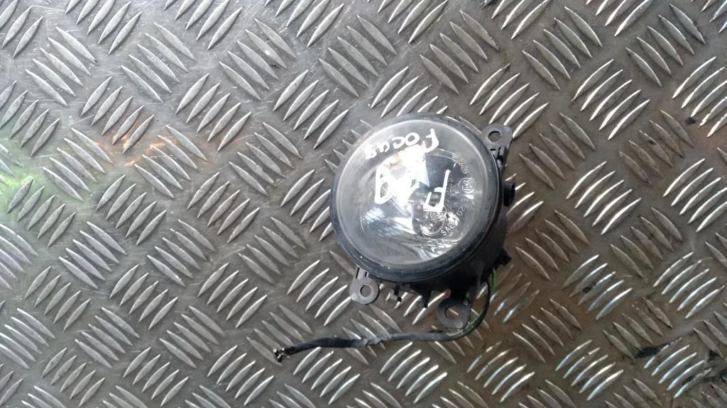 Фара противотуманная FORD Focus II рестайлинг (20