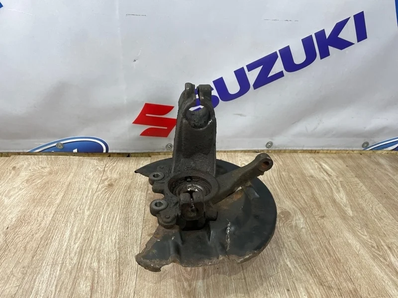 Кулак поворотный FORD KUGA 2 2013