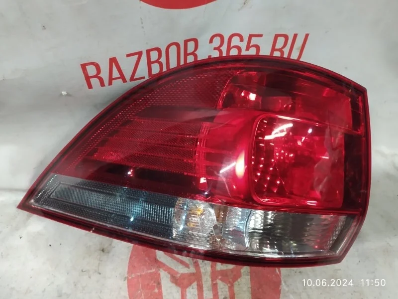 Фонарь Volkswagen Golf 2013 AJ5