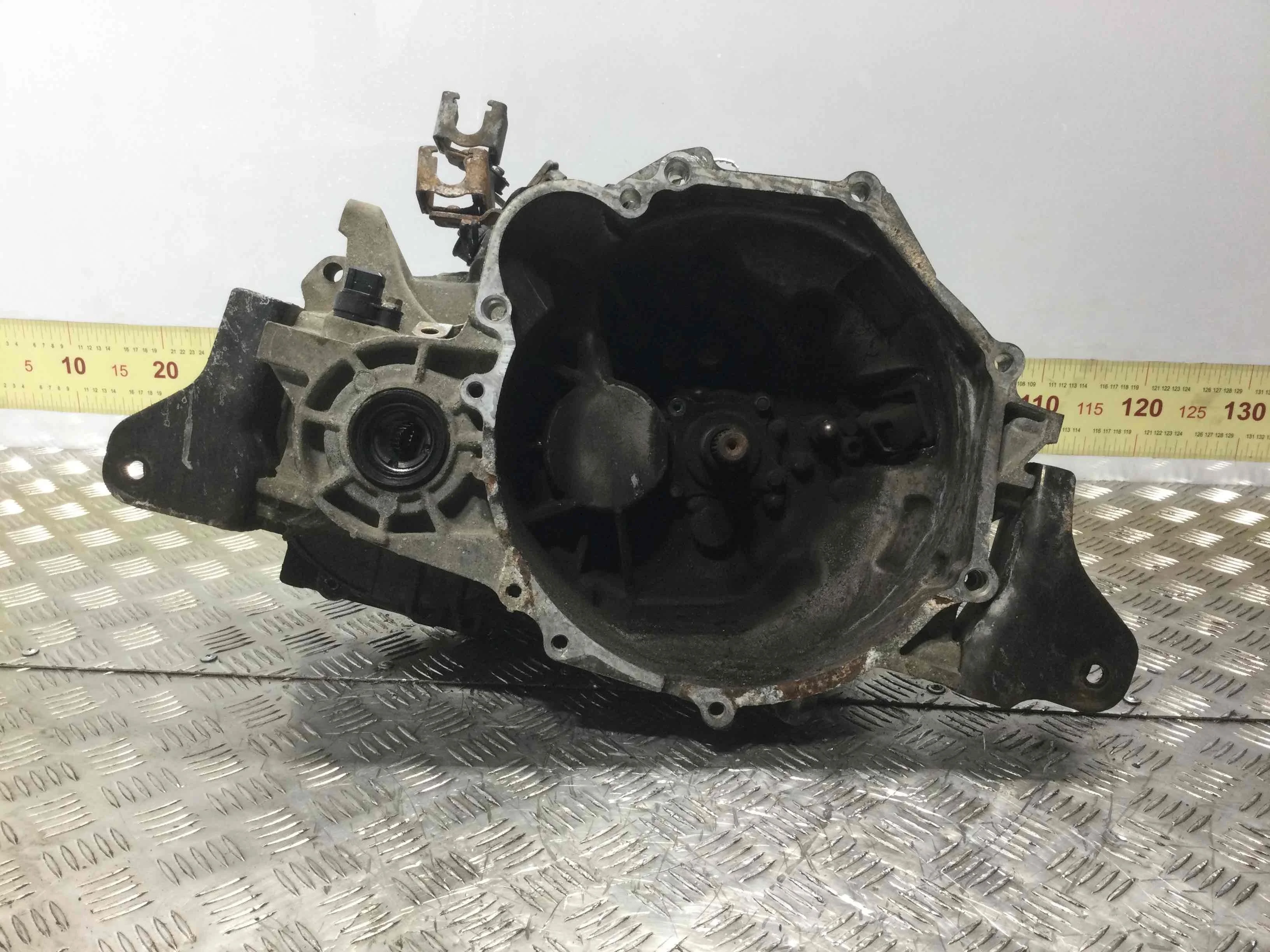 КПП механическая (МКПП) Mitsubishi Colt 6 поколение 2002 - 2008 бензин 1.3 i Механика Х/б