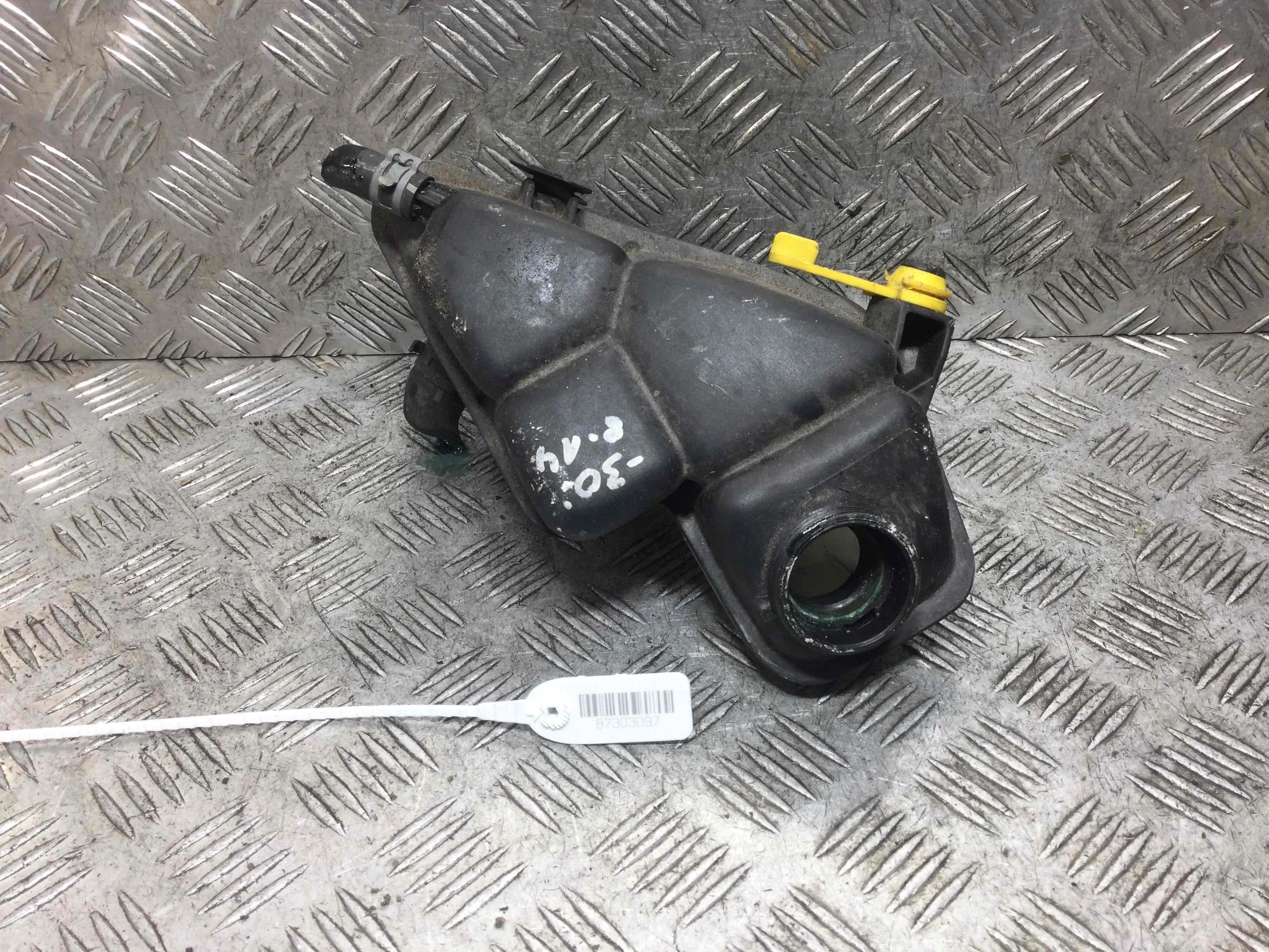 Бачок расширительный Mercedes A-klasse W168 [рестайлинг] (2001-2004) дизель 1.7 CDI Автомат Х/б