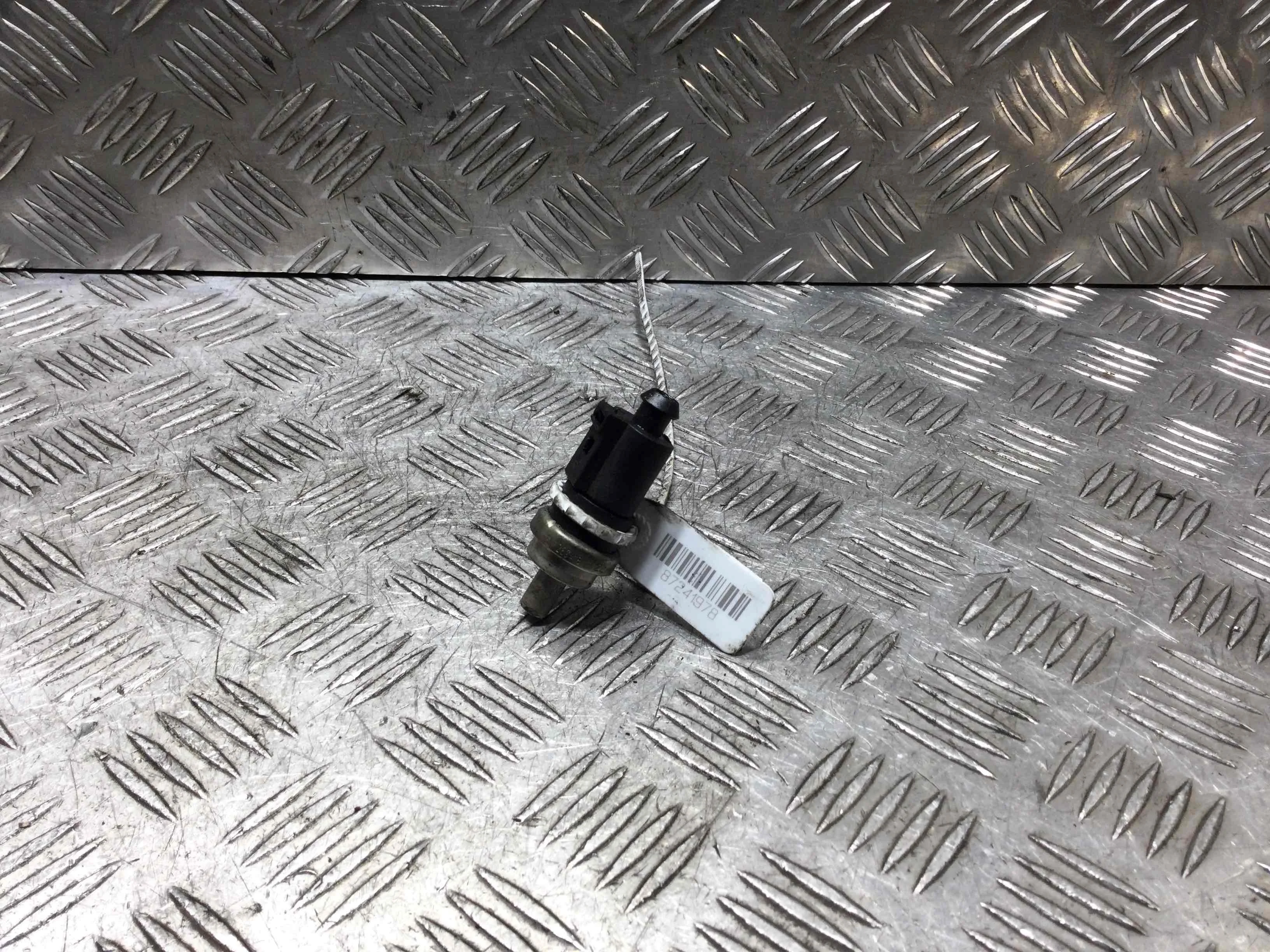 Датчик температуры охлаждающей жидкости Audi A6 C6/4F (2004-2008) дизель 2.7 TDI Механика Седан