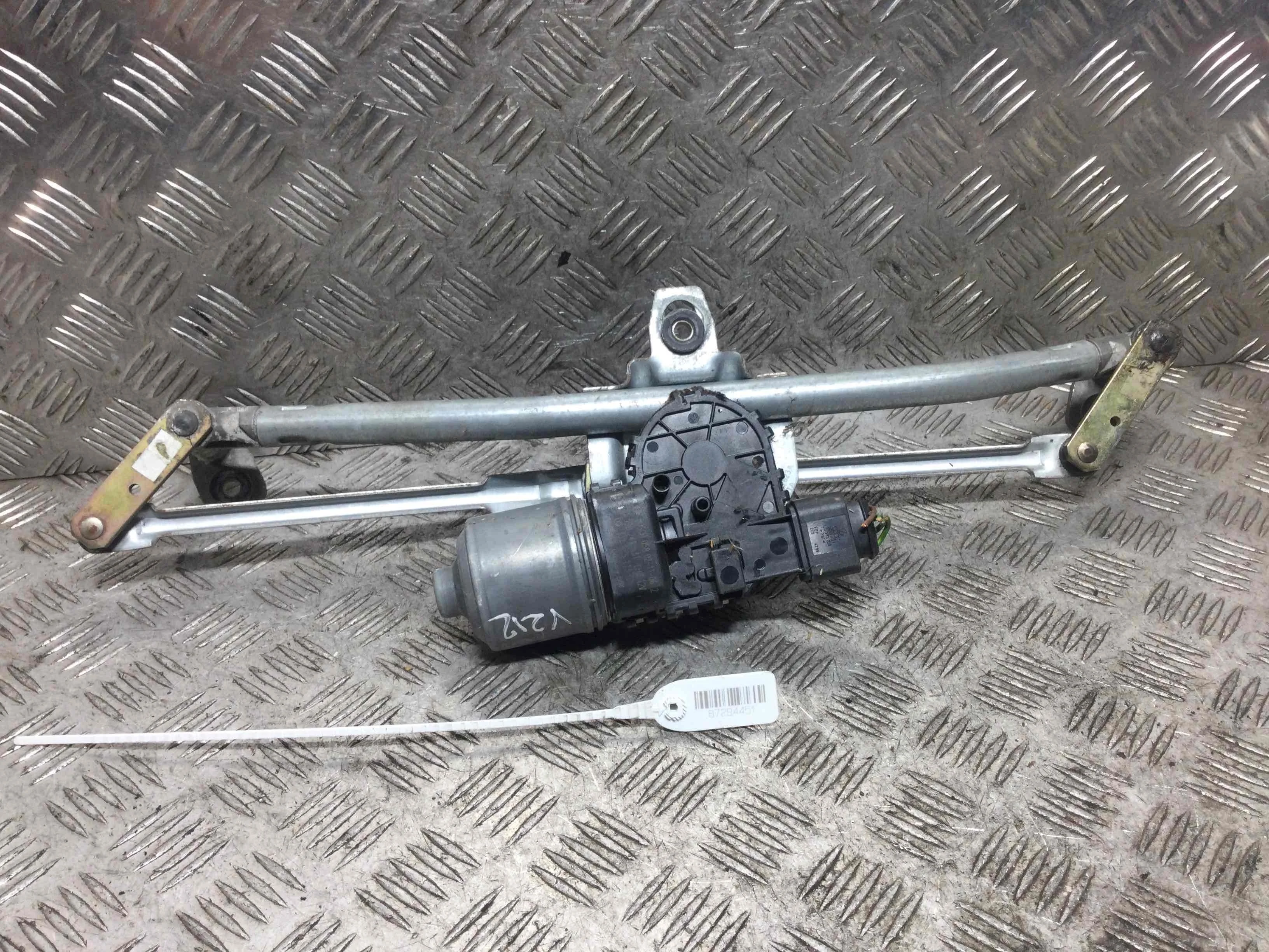 Механизм стеклоочистителя (трапеция дворников) Audi A3 8L (1996-2000) дизель 1.9 TDI Механика Х/б