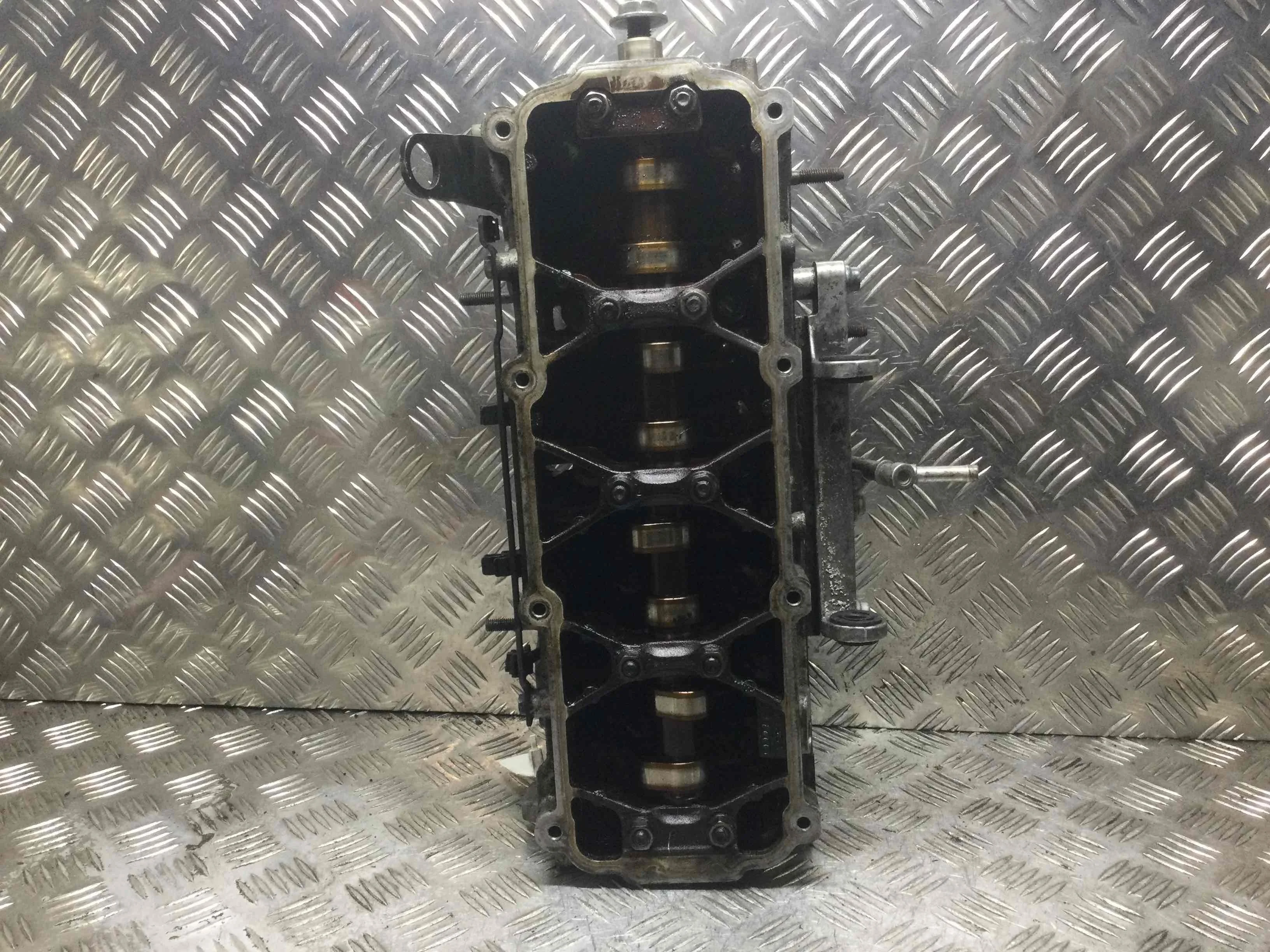 Головка блока цилиндров Audi A3 8L [рестайлинг] (2000-2003) бензин 1.6 i Механика Х/б