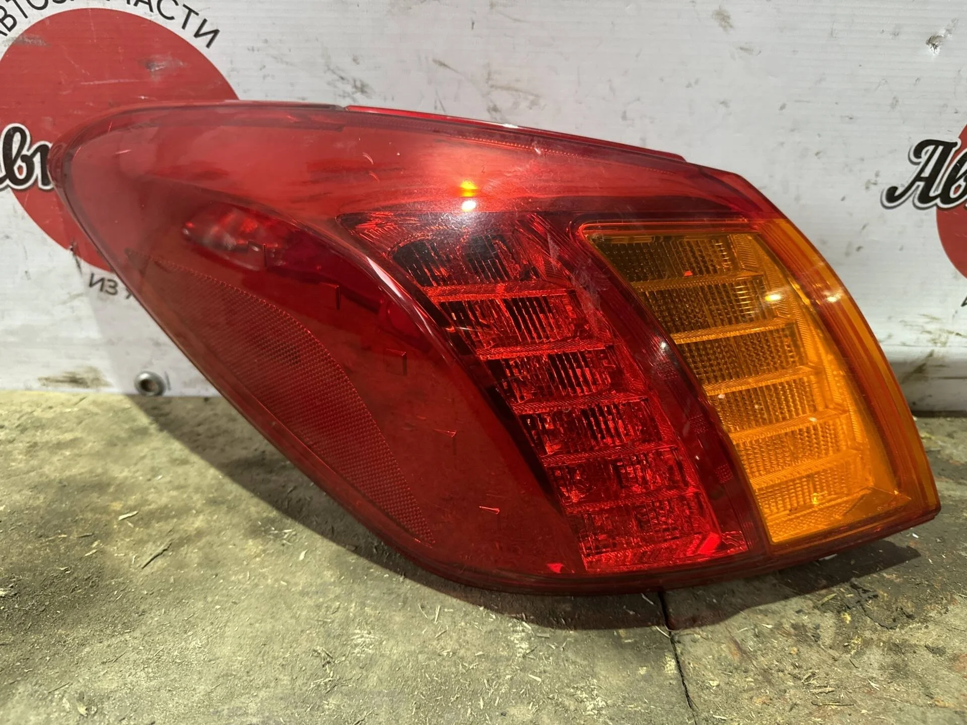 Фонарь задний левый Nissan Murano Z51