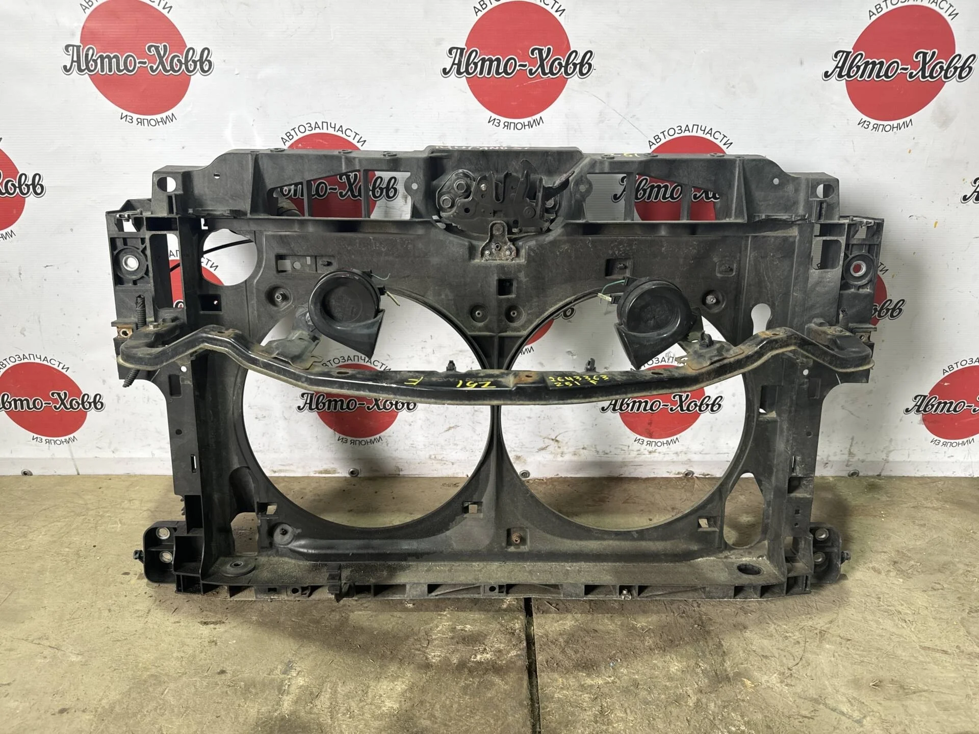 Панель передняя (телевизор) Nissan Murano Z51