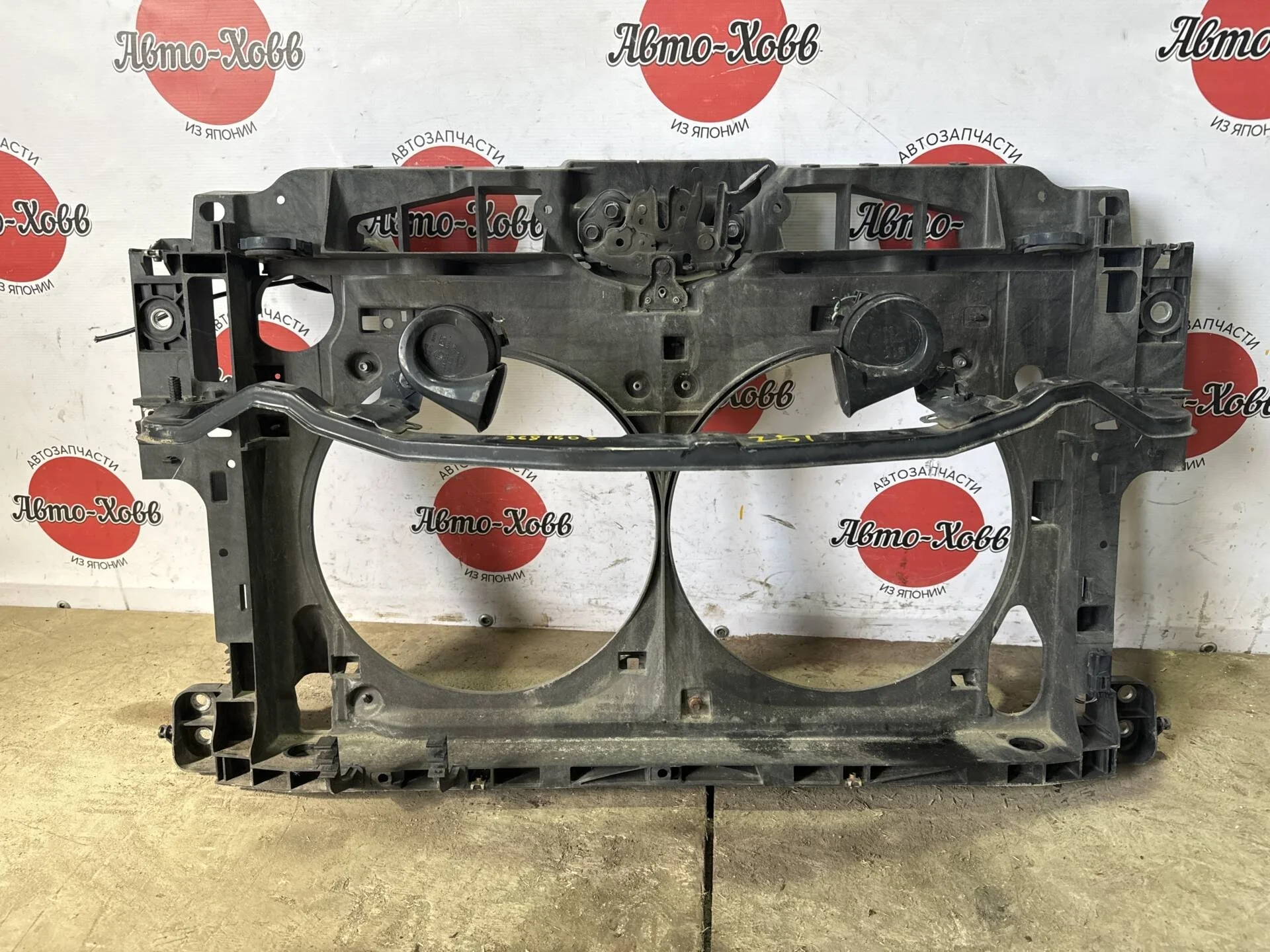 Панель передняя (телевизор) Nissan Murano Z51