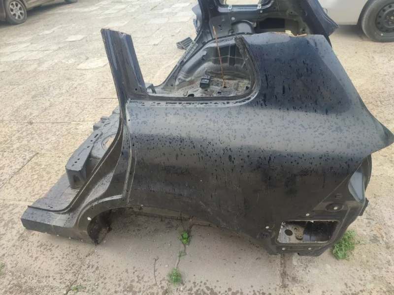 Крыло (четверть) VW Touareg 2 2010-2018 7P