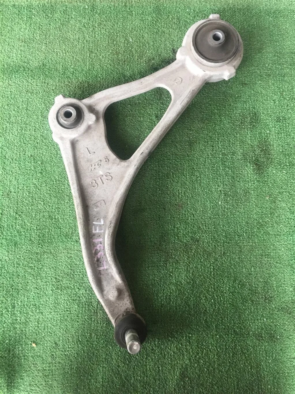 Б.у. рычаг NISSAN TEANA L33 NISSAN TEANA L33