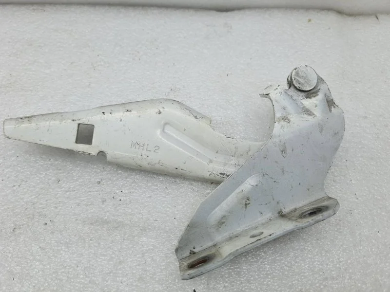 Петля капота Mitsubishi ASX 2012 GA1W