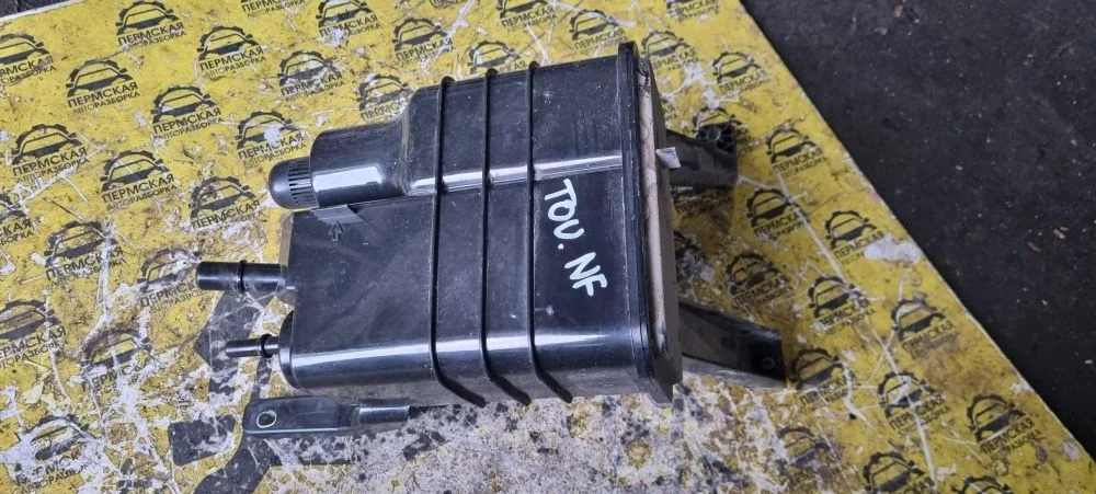 Абсорбер (фильтр угольный) VW Touareg 2010-2018