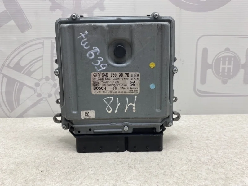 Блок управления двигателем Mercedes-benz Vito 2006 W639