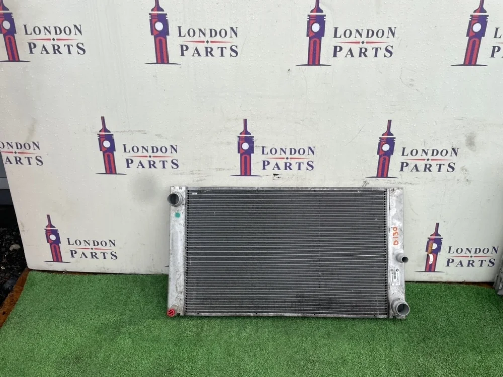 Радиатор охлаждения двигателя BMW 635D E63